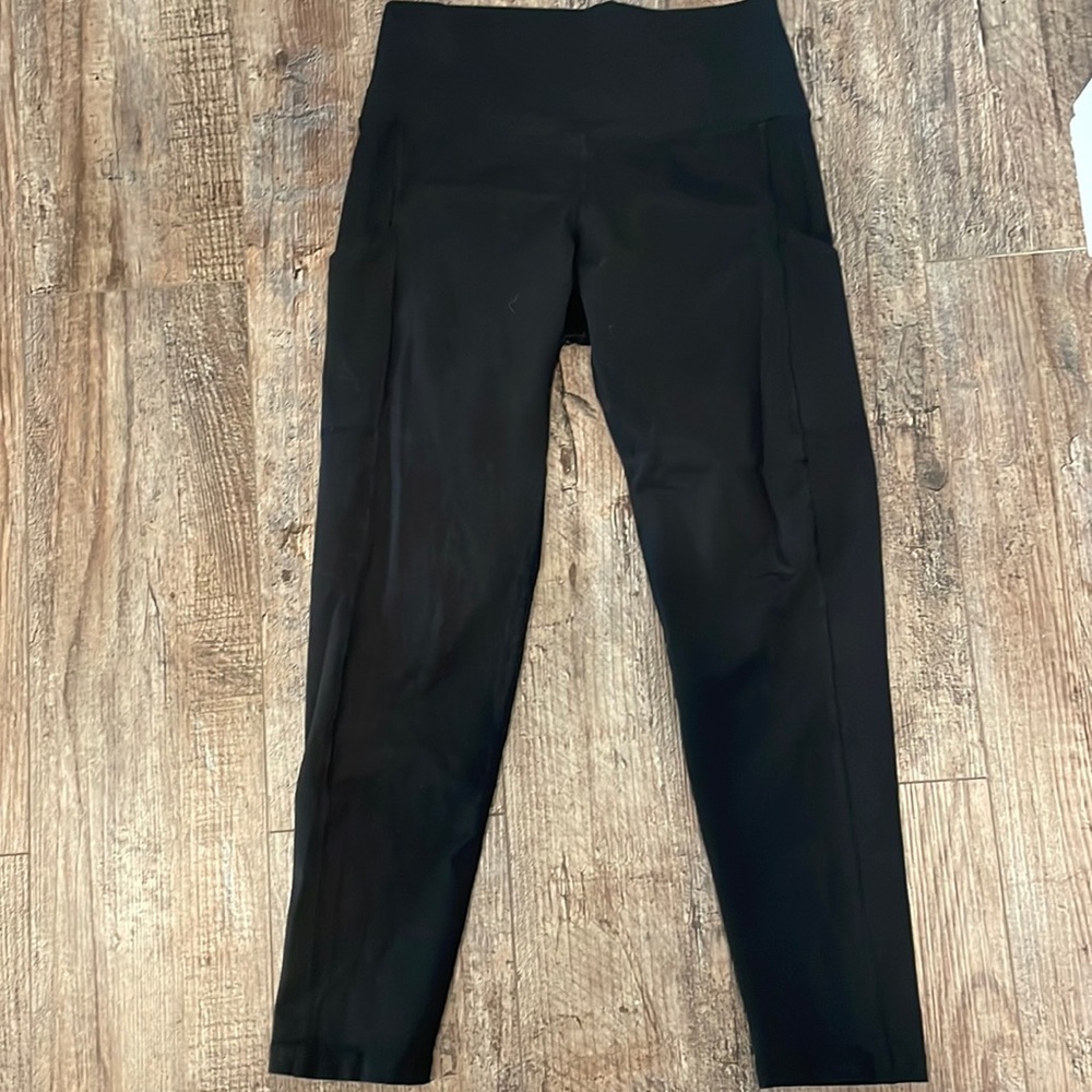 Offline by Aerie black leggings with pockets